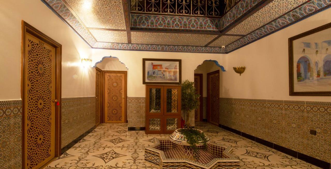 Hotel Tarek Chefchaouen Buitenkant foto